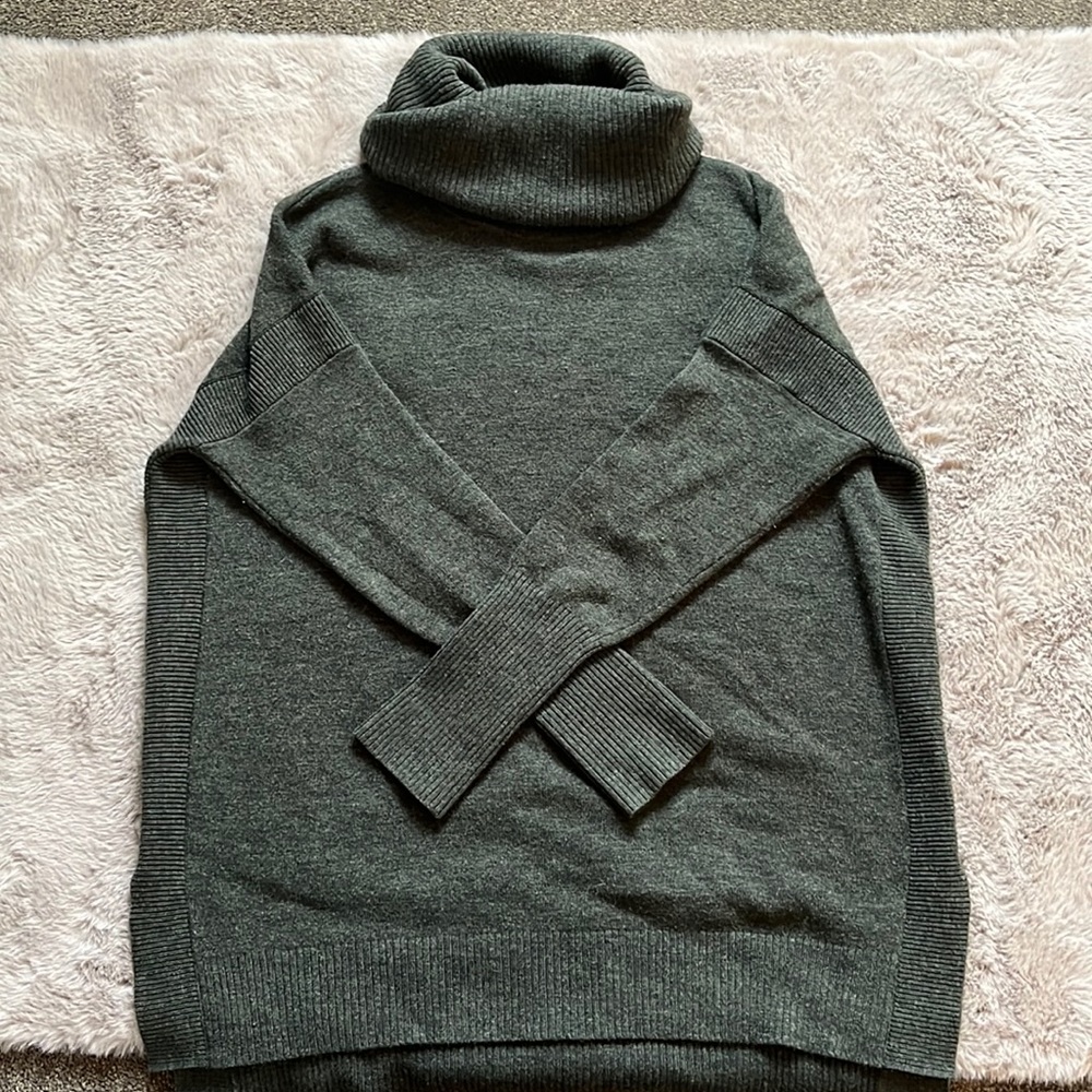 French Connection Green Turtleneck Sweater